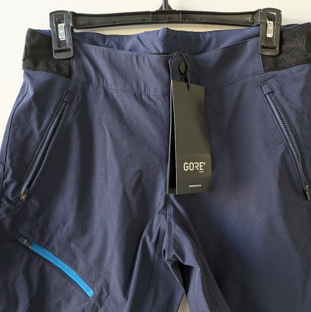 GORE Women's Navy Blue Cycling Shorts - Picture 2 of 6